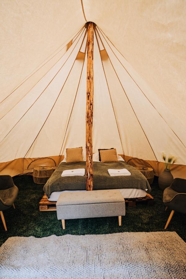 Отель Golden Circle Tents - Glamping Experience Селфосс Экстерьер фото